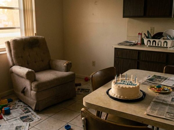 «¿Por qué siempre pasa algo malo en mi cumpleaños?»: una niña de 9 años pide la liberación de su madre tras una redada